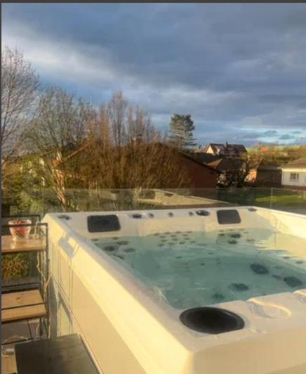K&T Estate Resort & Spa - Flughafennahe Gaestesuite Hofheim am Taunus Εξωτερικό φωτογραφία